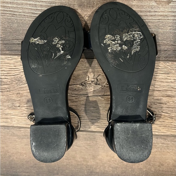 Forever Link Elegant Black Girl’s Sandals - Picture 6 of 6
